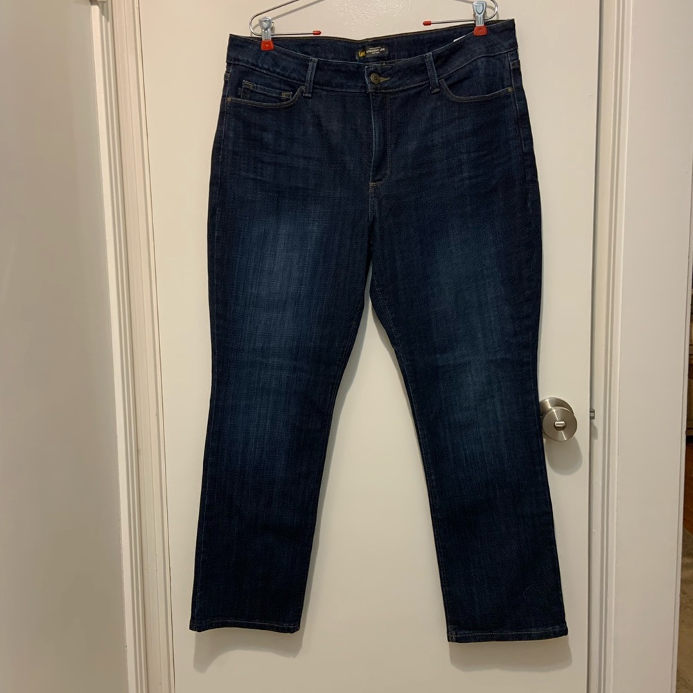 Lee Women's Deep Indigo Straight Leg Mid Rise Jeans 18 Short